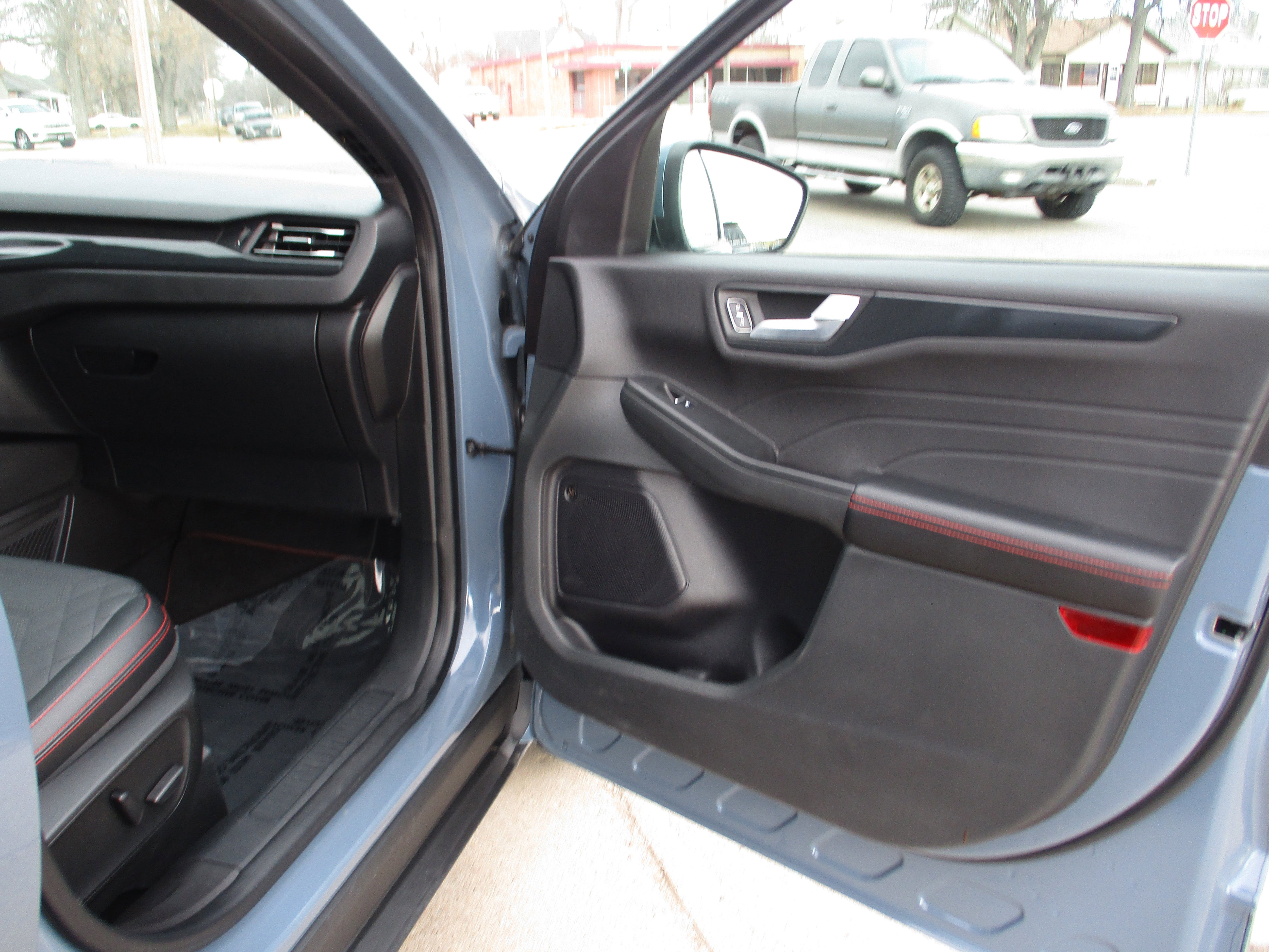 2023 Ford Escape ST-Line Elite