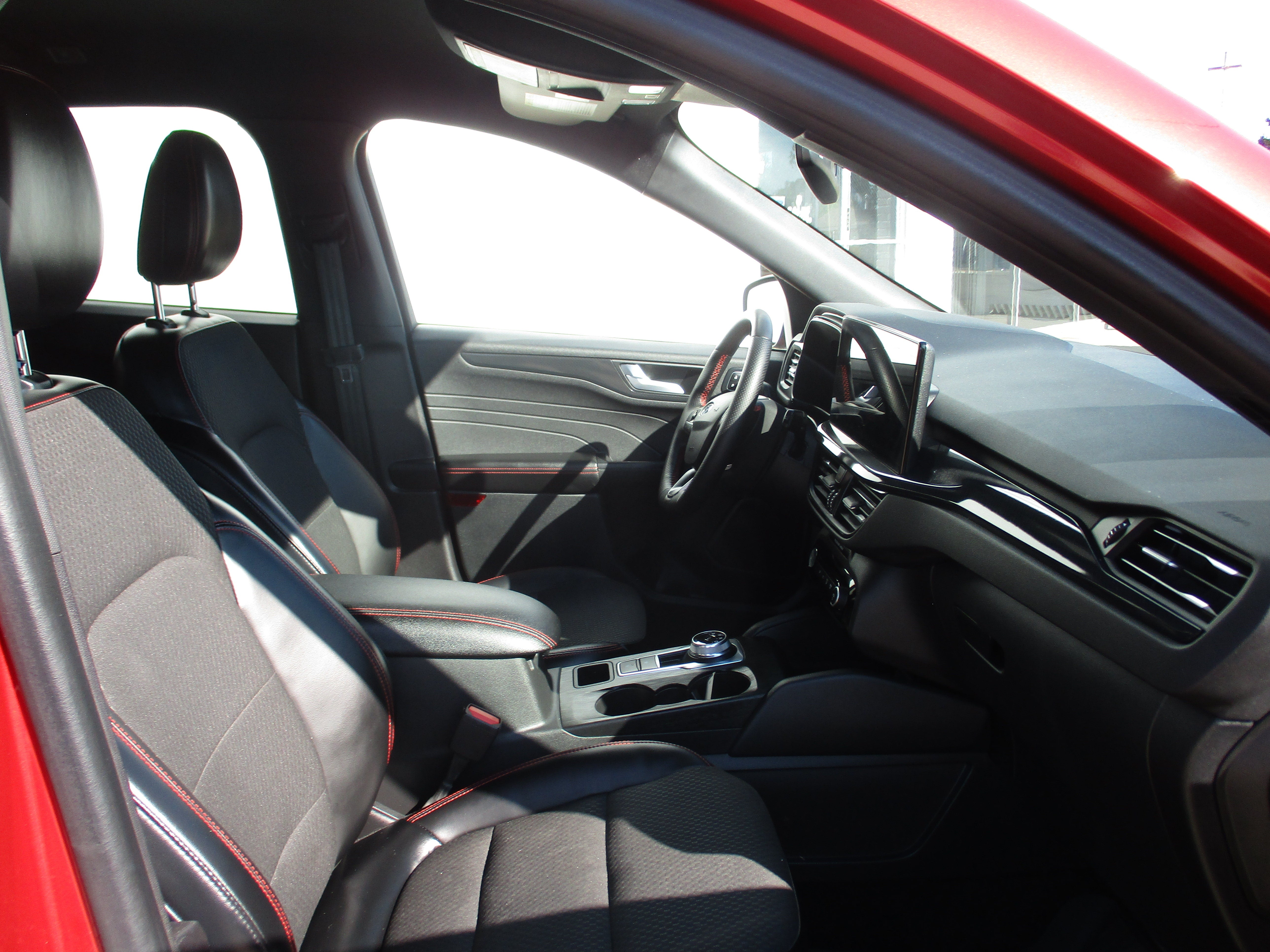 2024 Ford Escape ST-Line Elite