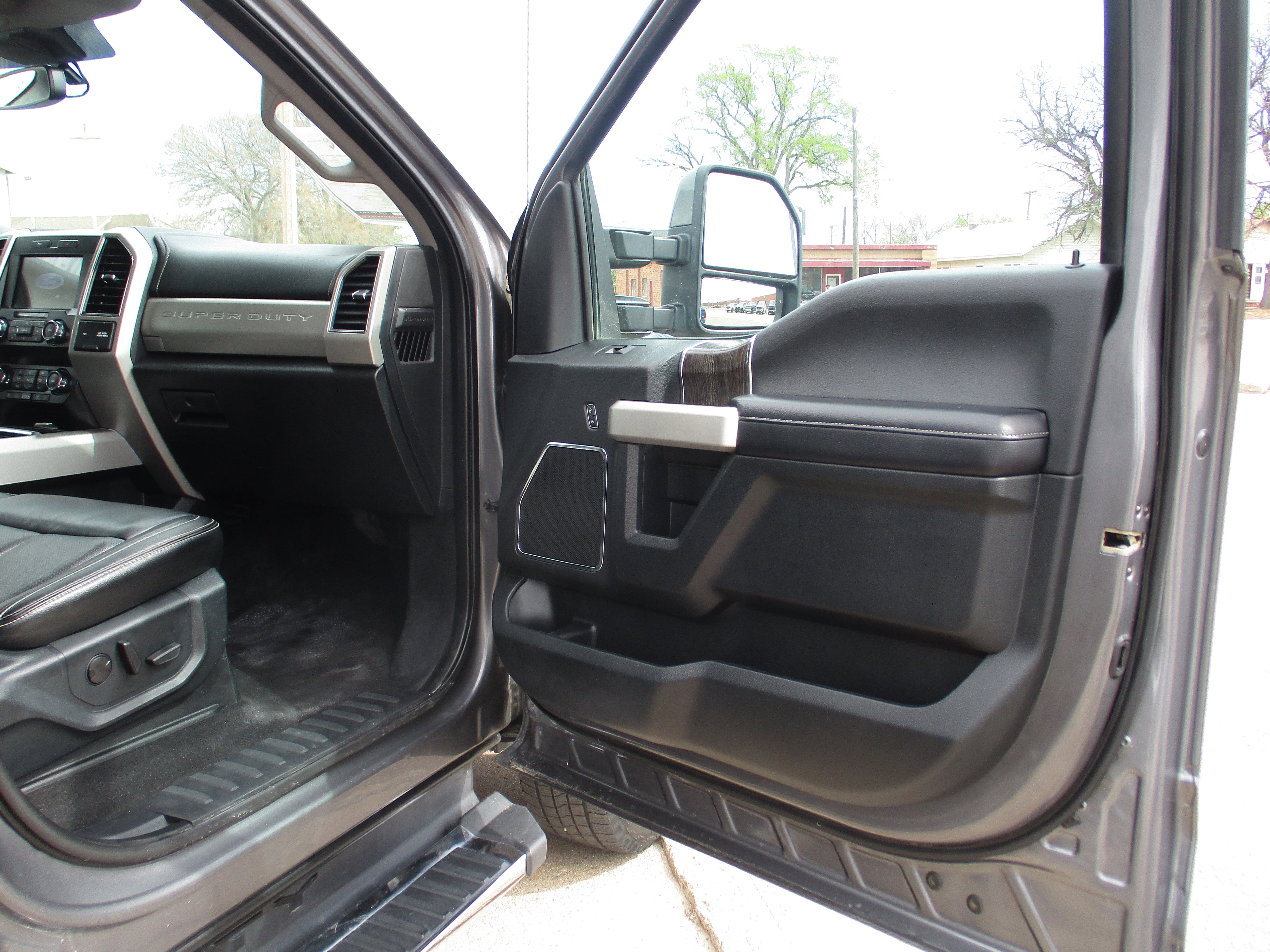 2021 Ford Super Duty F-250 SRW LARIAT