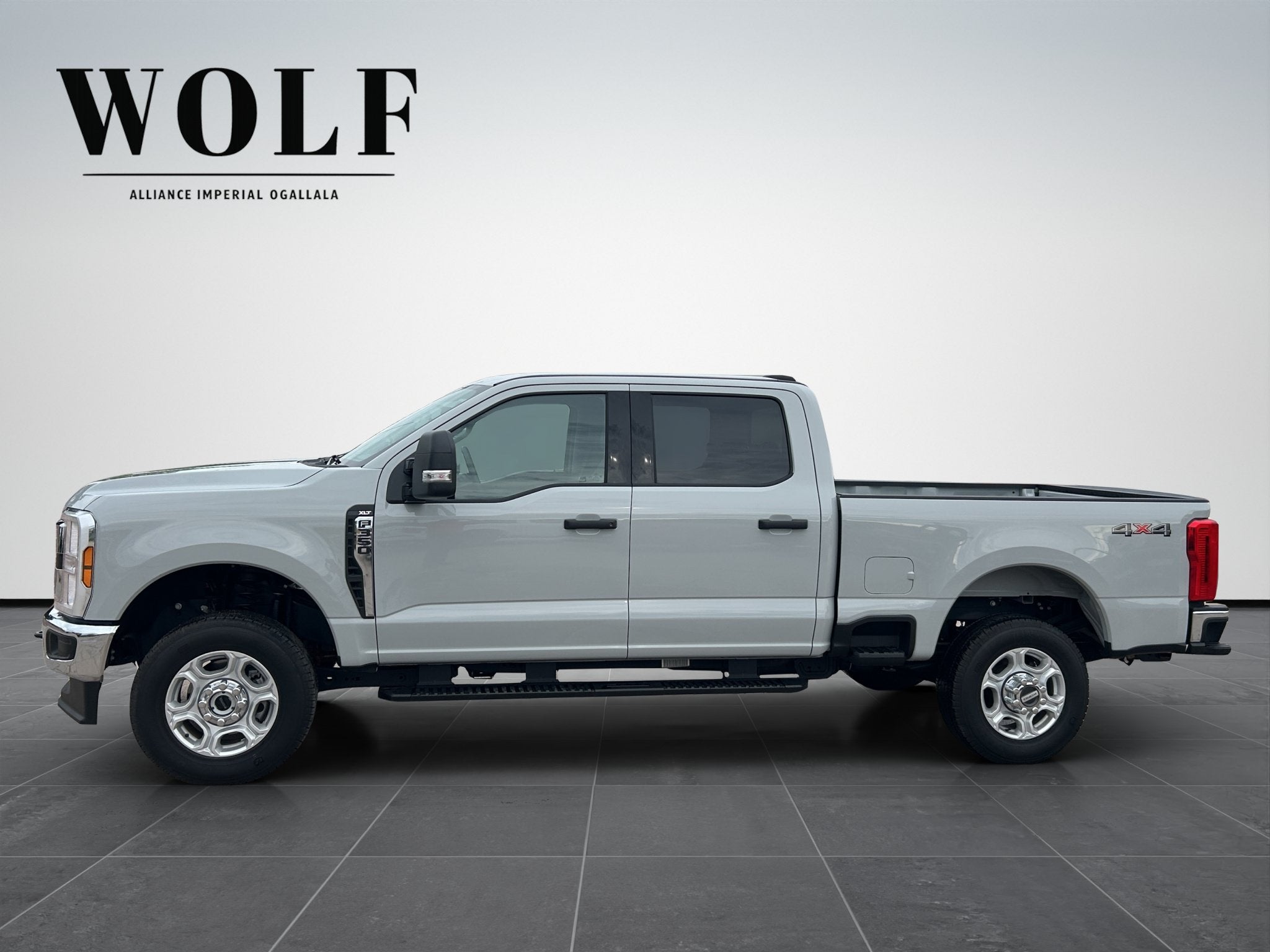2026 Ford Super Duty F-350 SRW XLT