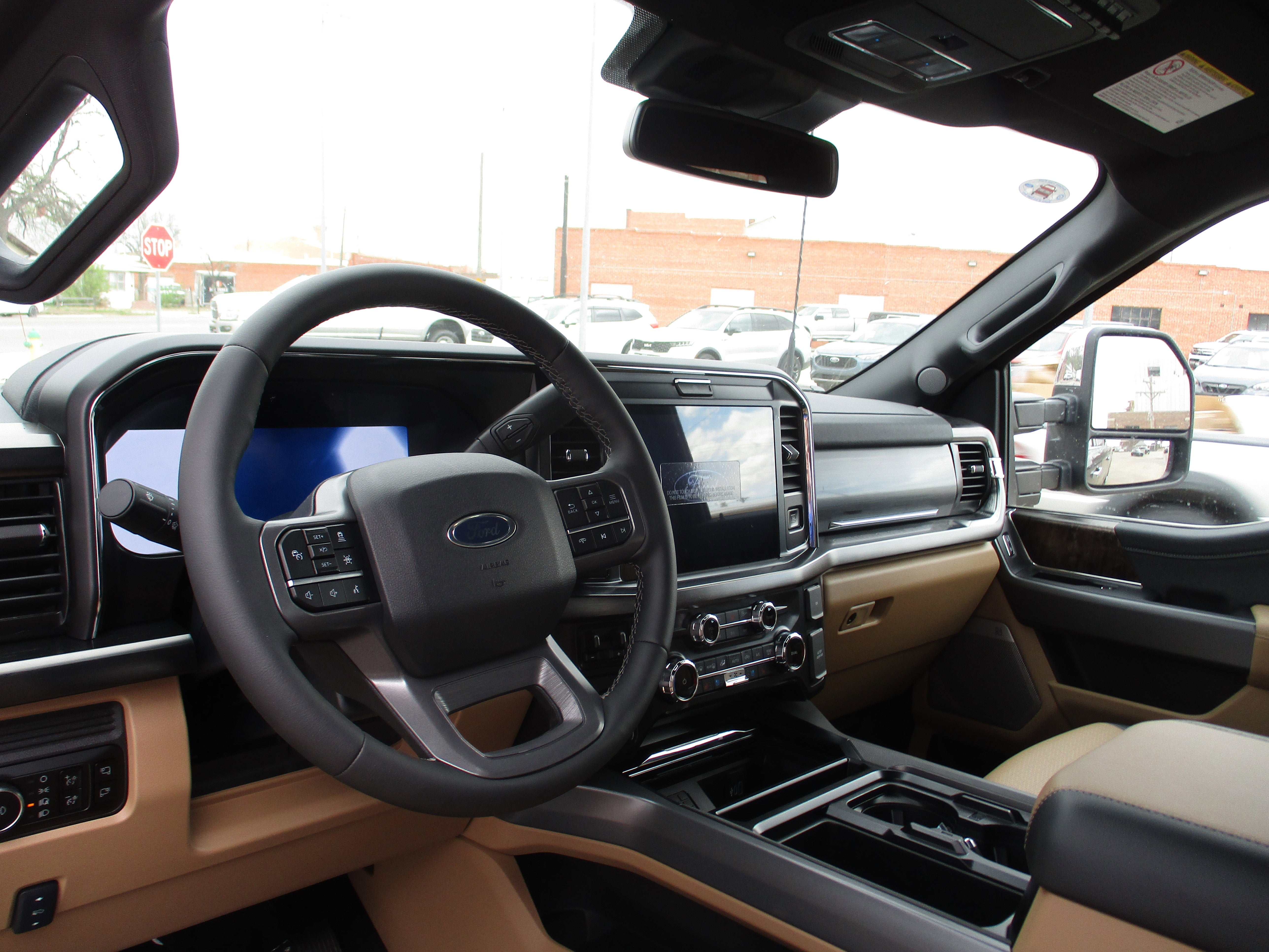 2026 Ford Super Duty F-350 SRW LARIAT