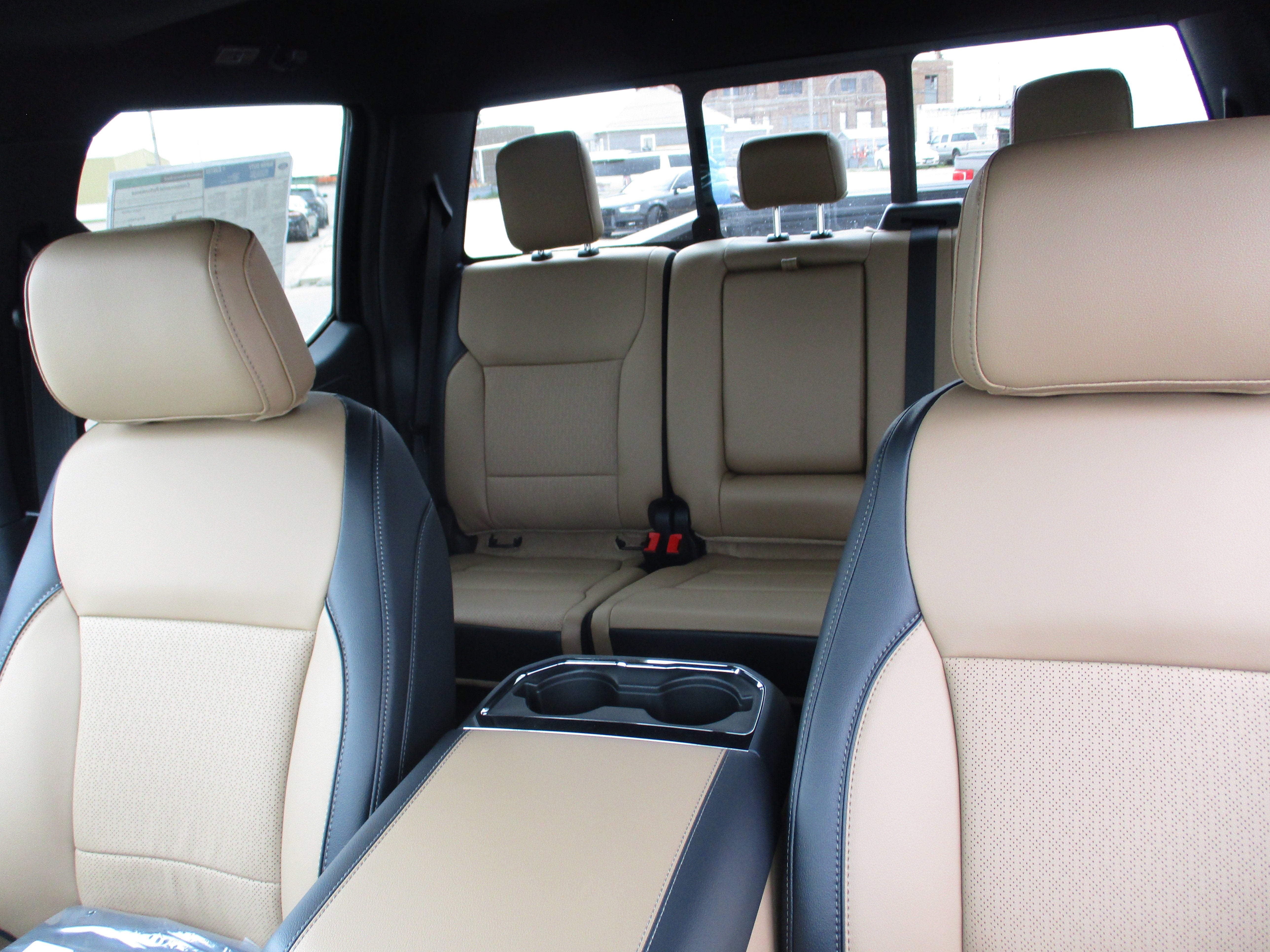 2026 Ford Super Duty F-350 SRW LARIAT