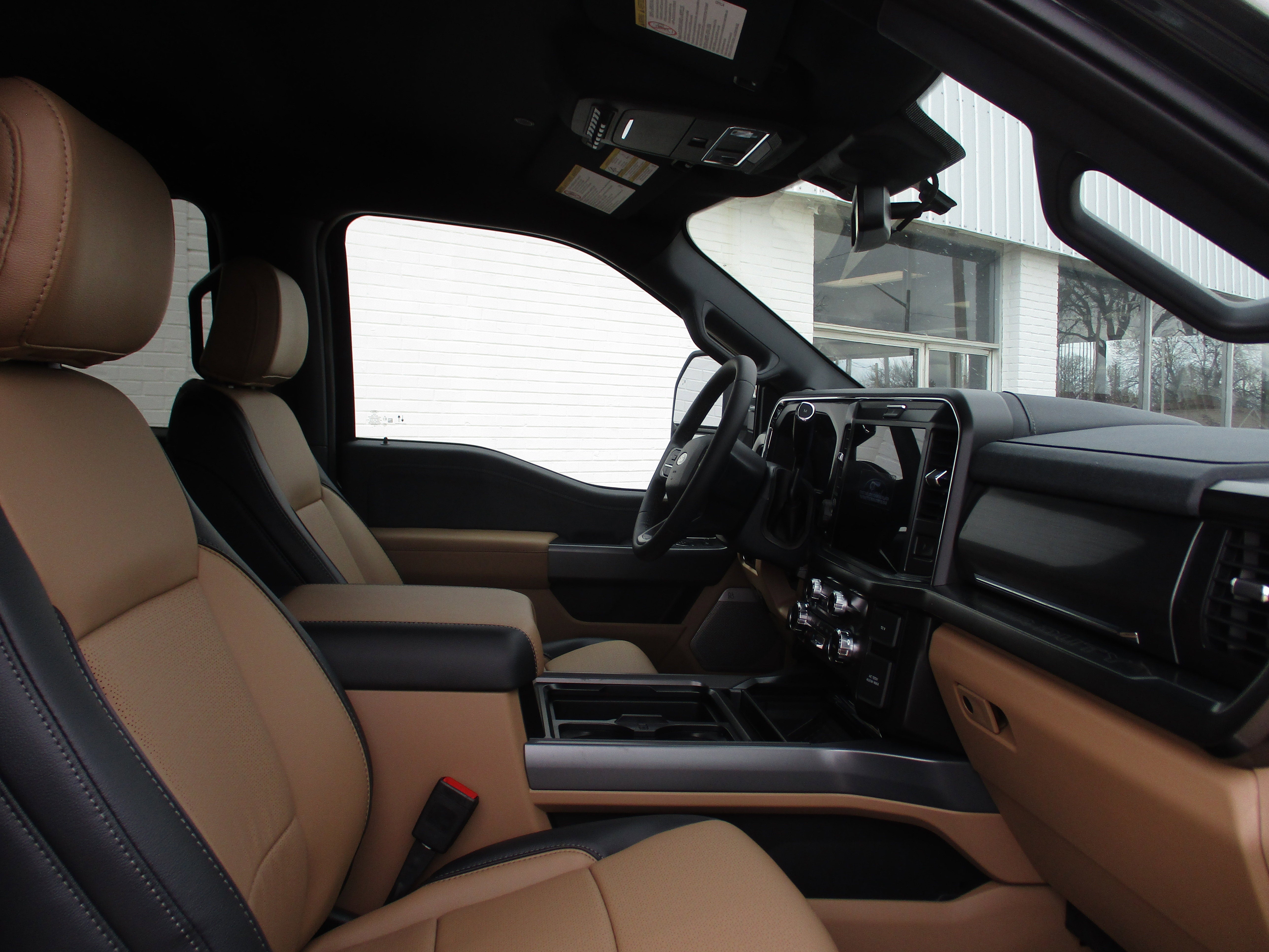 2026 Ford Super Duty F-350 SRW LARIAT