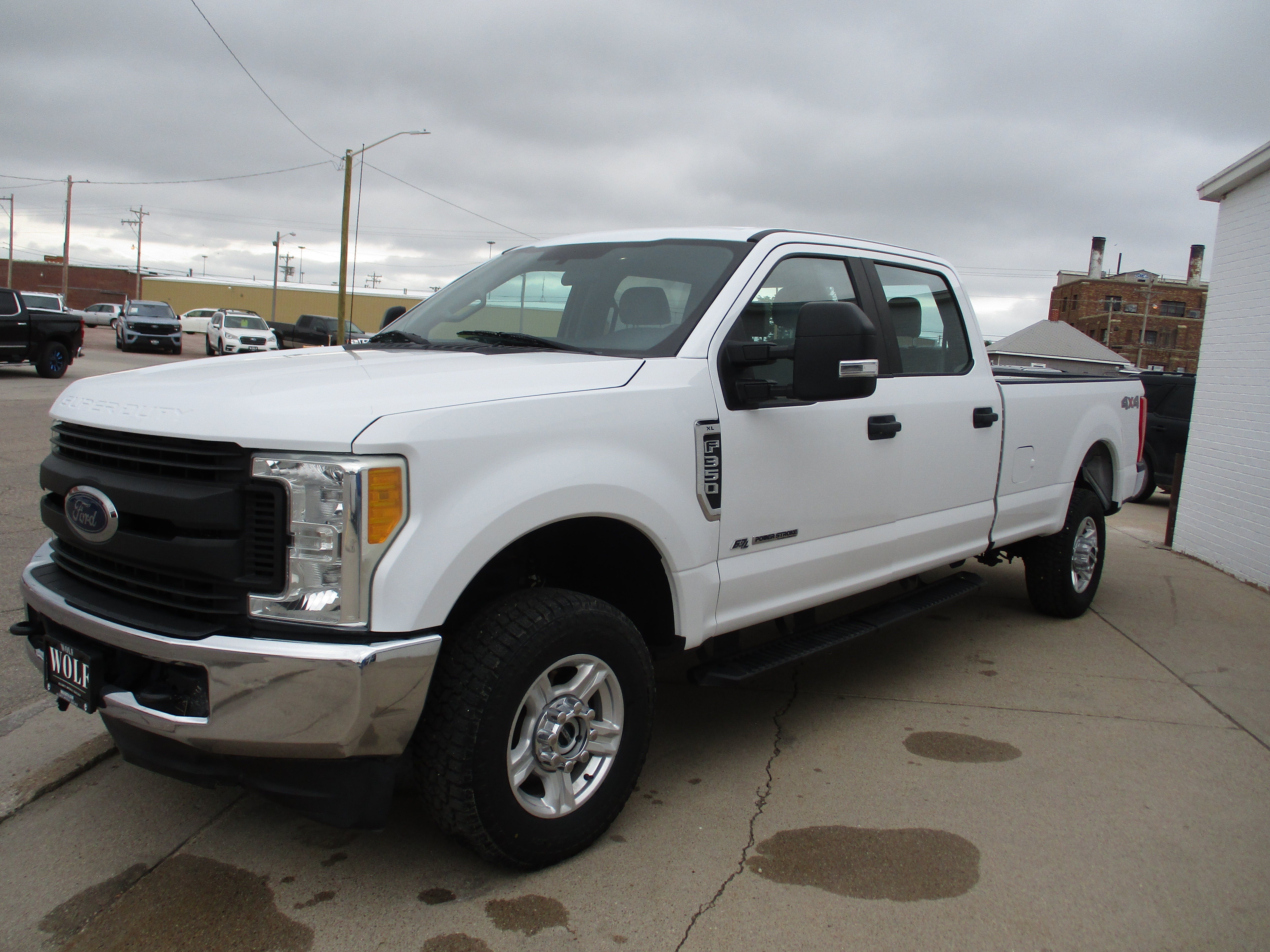 2017 Ford Super Duty F-350 SRW XL