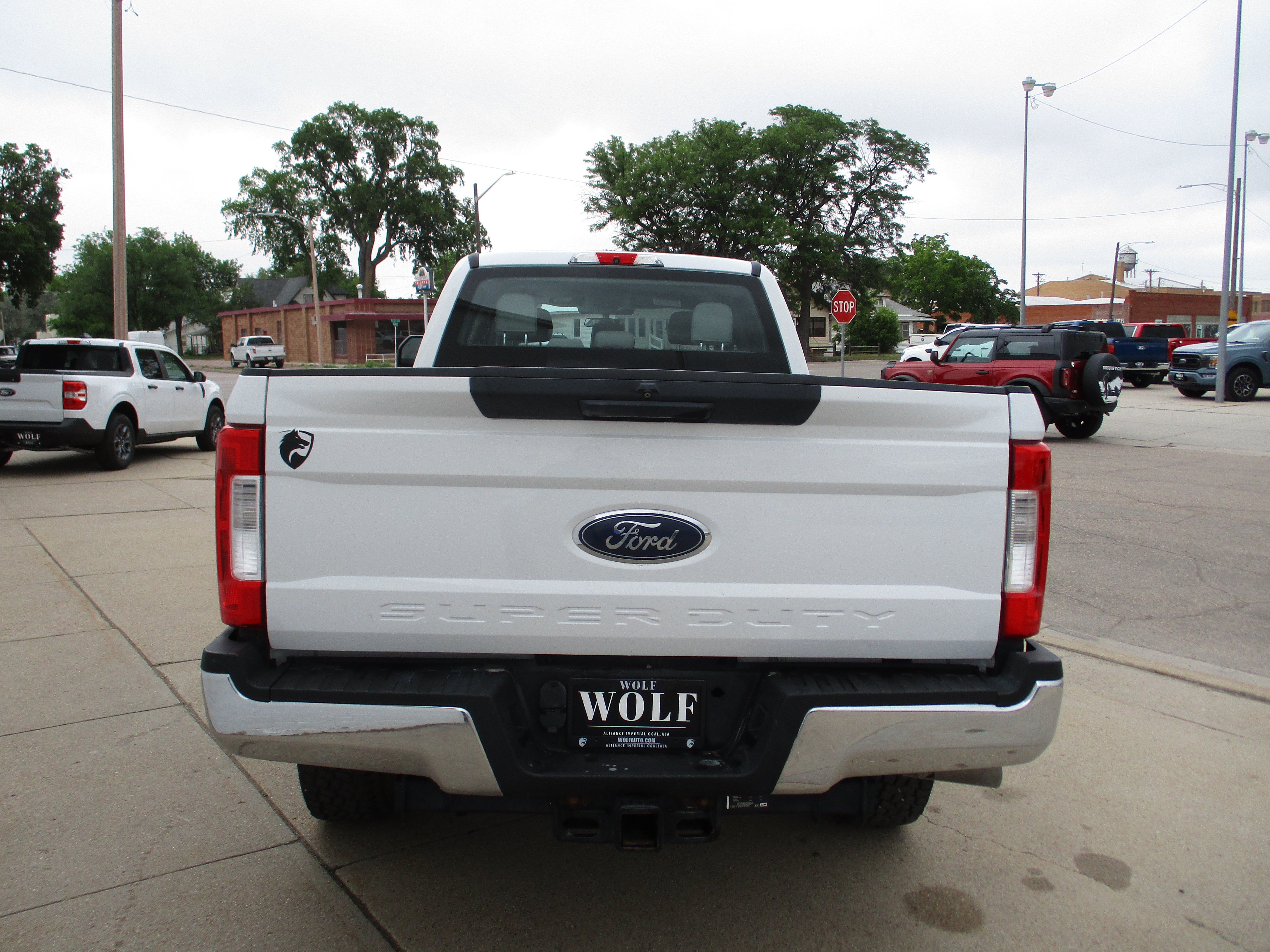 2017 Ford Super Duty F-350 SRW XL