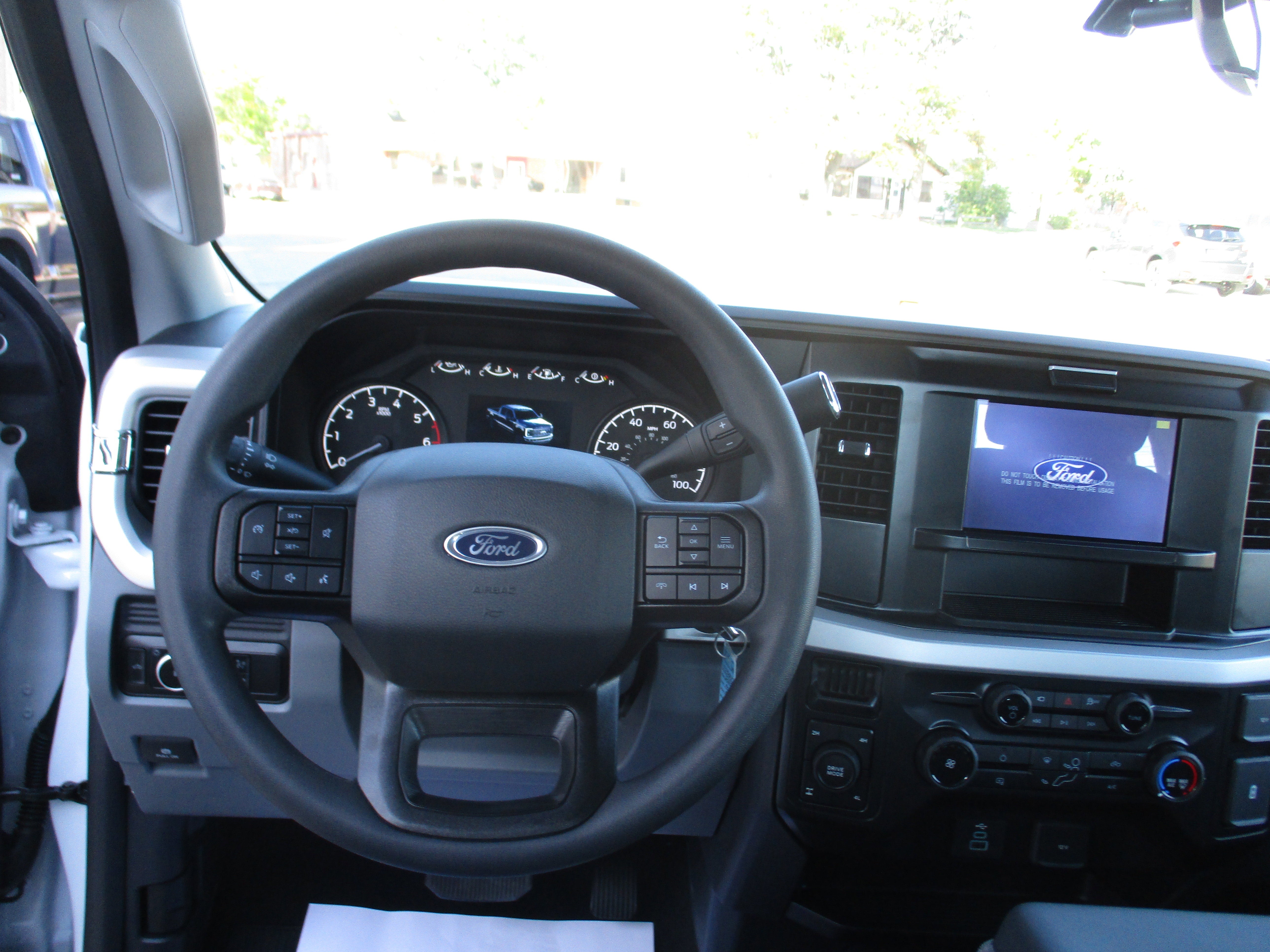 2025 Ford Super Duty F-350 SRW F-350® XL