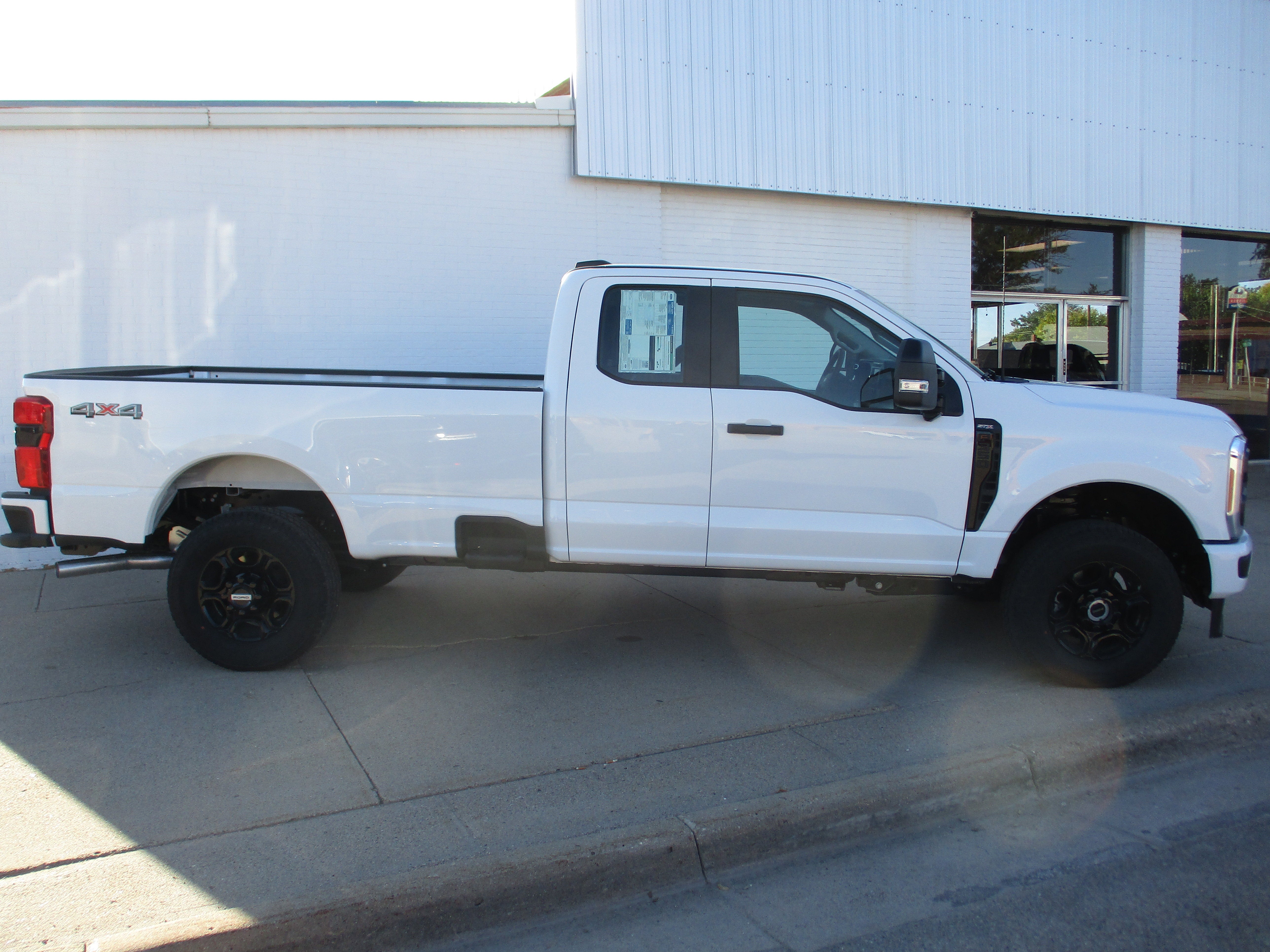 2025 Ford Super Duty F-350 SRW F-350® XL