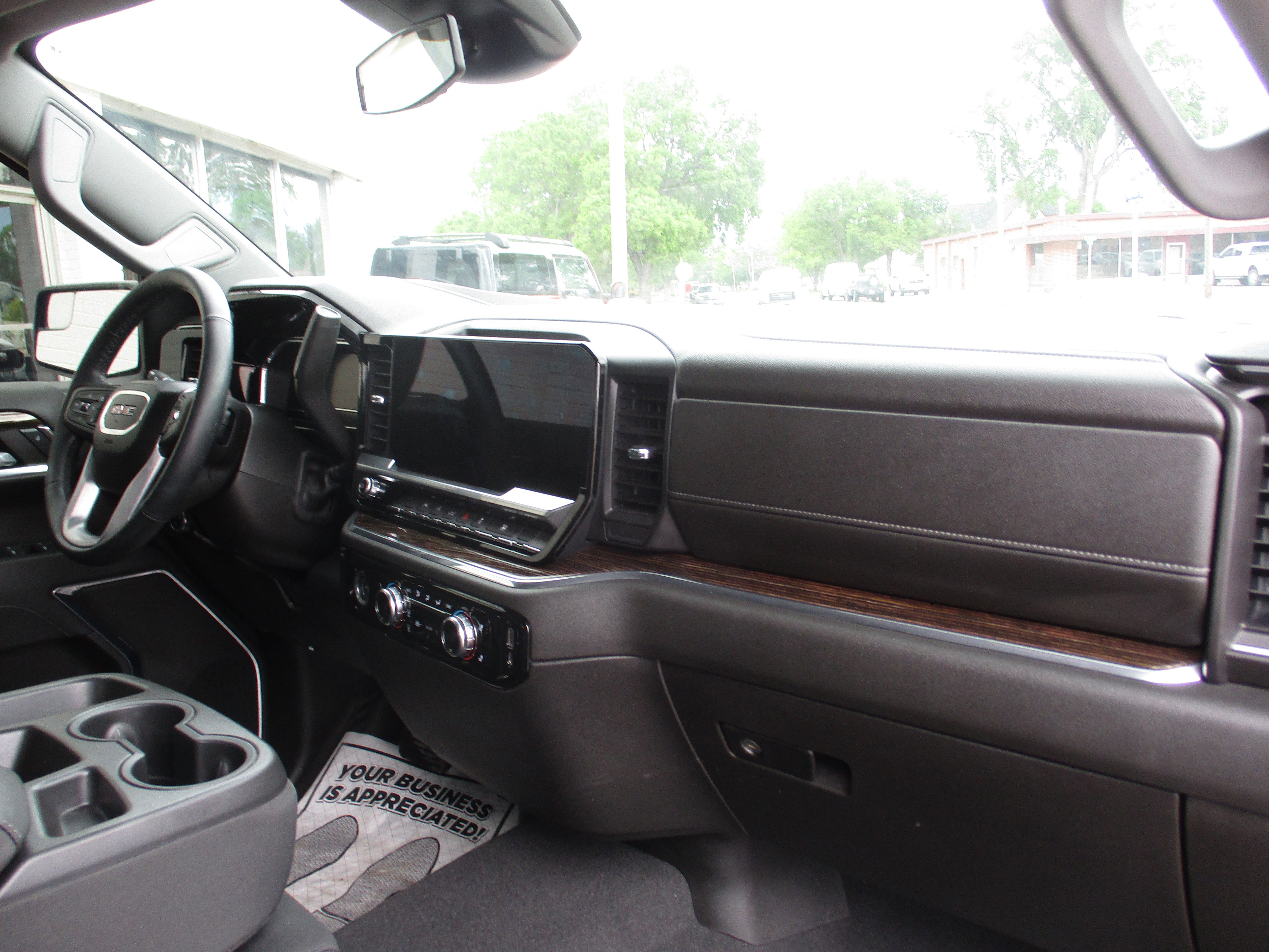 2023 GMC Sierra 1500 SLE