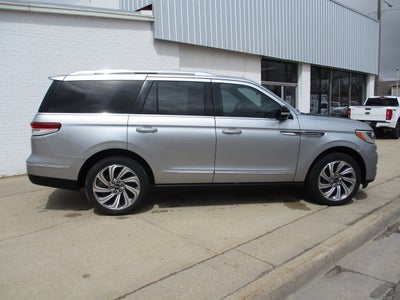 2023 Lincoln Navigator Reserve
