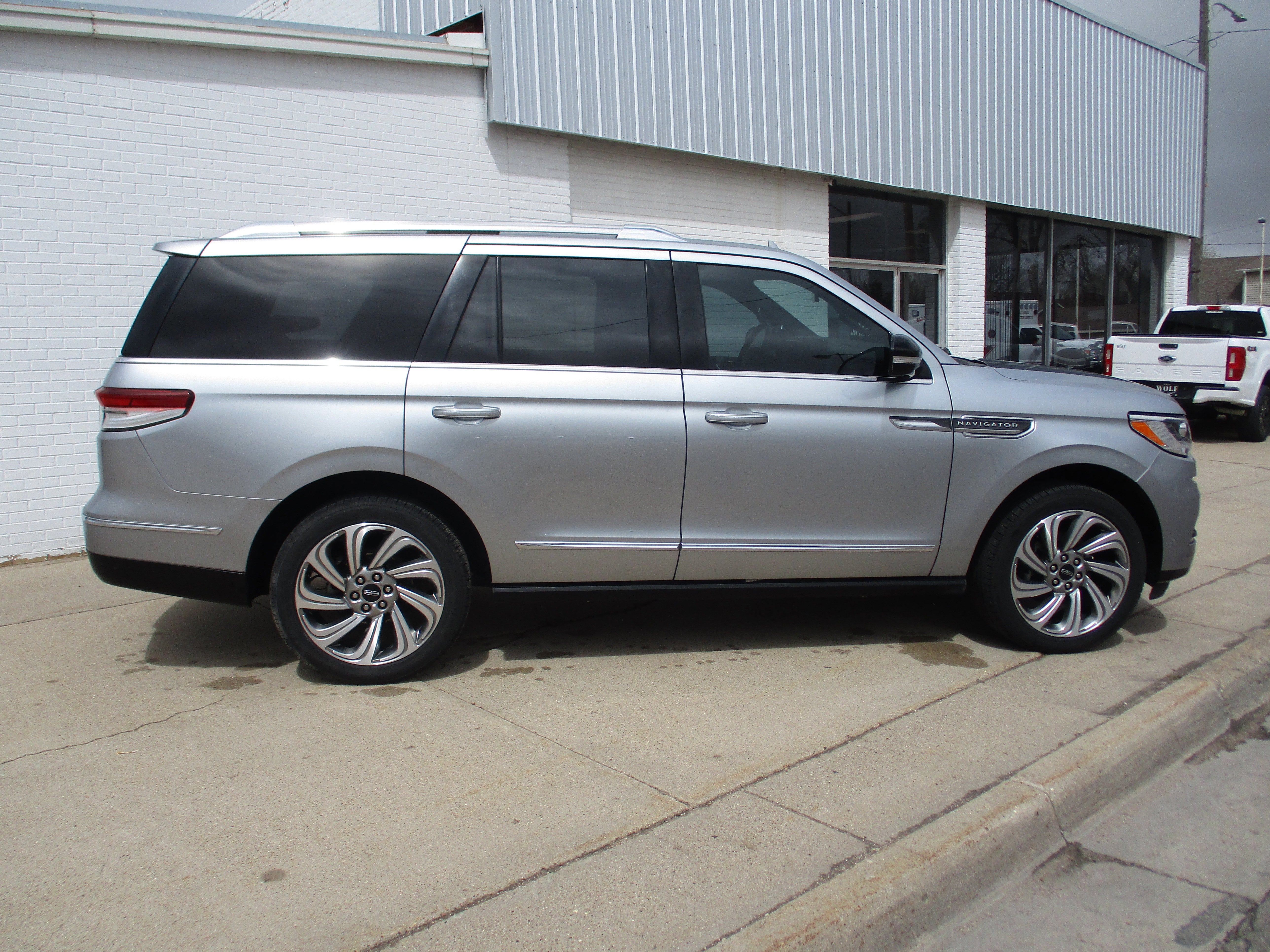 2023 Lincoln Navigator Reserve