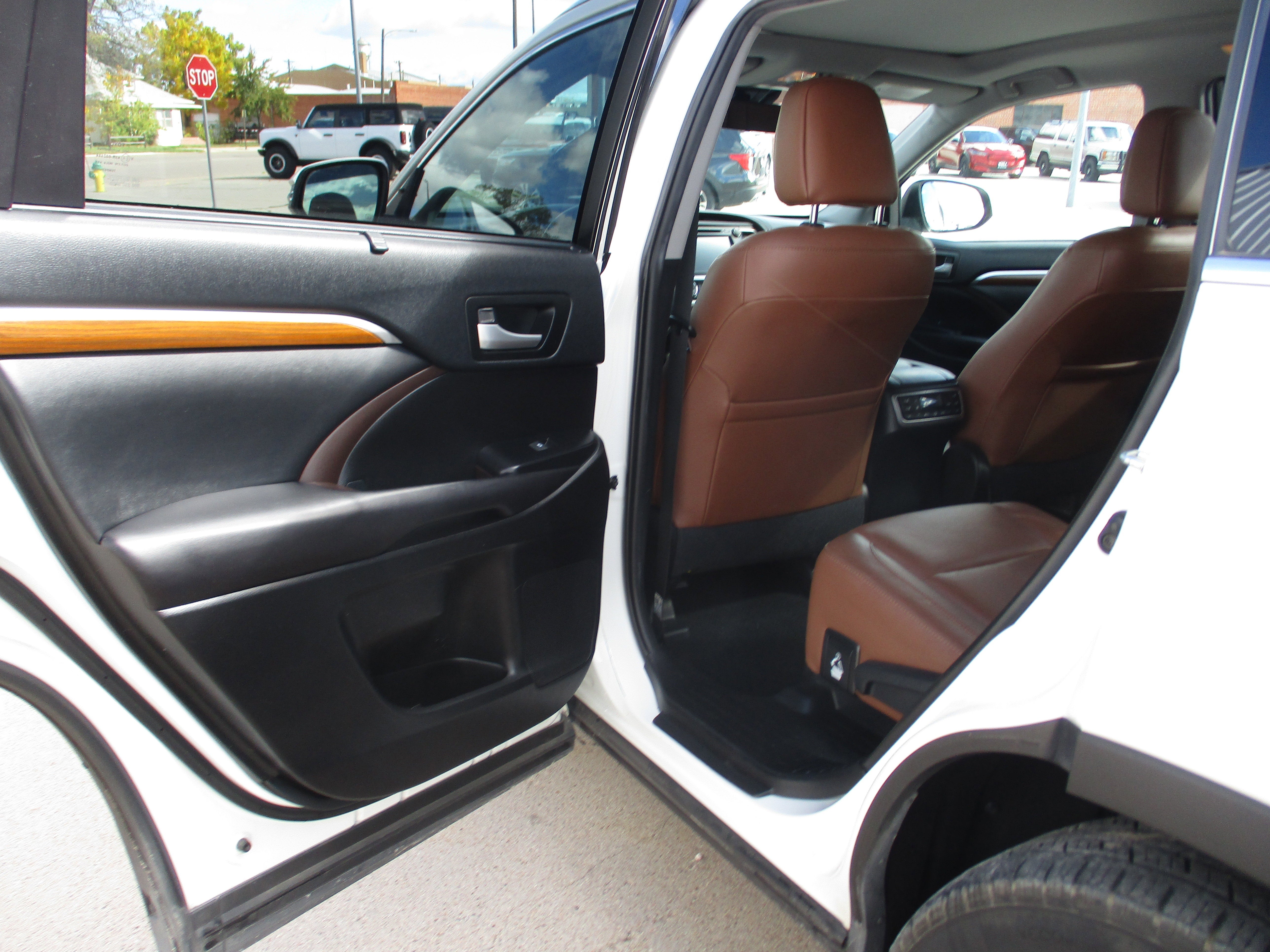 2019 Toyota Highlander Limited Platinum