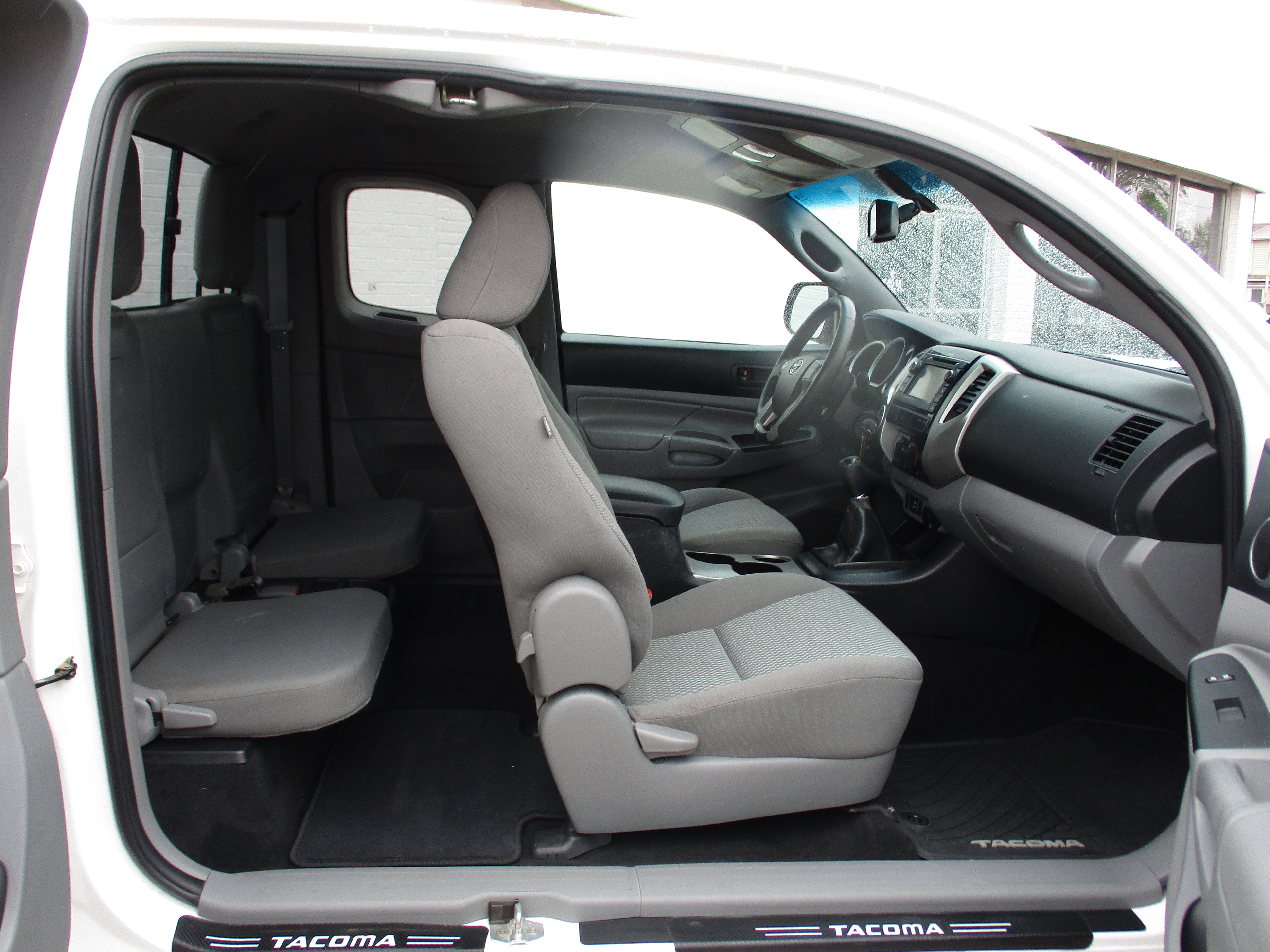 2013 Toyota Tacoma 4WD Access Cab I4 MT (Natl)