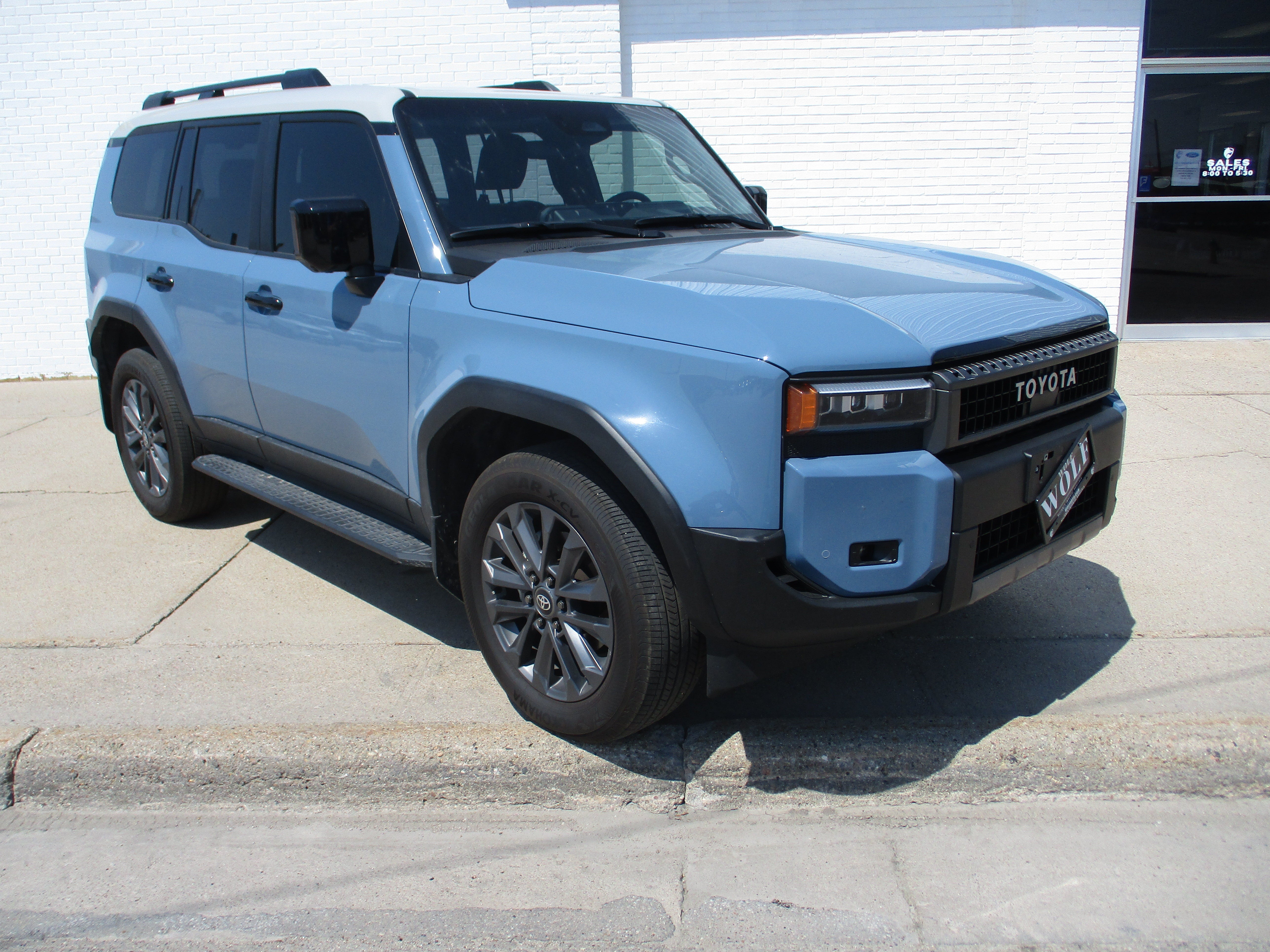 2025 Toyota Land Cruiser 4WD (Natl)