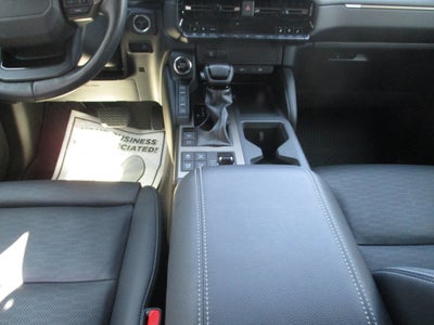 2025 Toyota Land Cruiser 4WD (Natl)