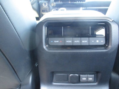 2025 Toyota Land Cruiser 4WD (Natl)