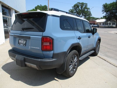 2025 Toyota Land Cruiser 4WD (Natl)